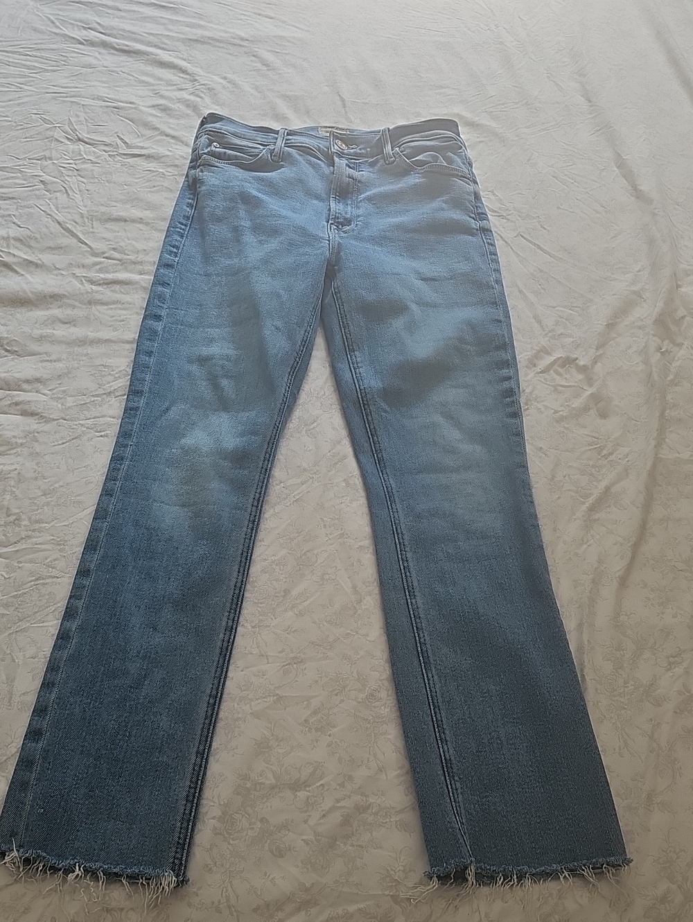 MOTHER Mid RISE ANKLE FRAY RIDING THE CLIFFSIDE SZ 28 - Picture 2 of 5